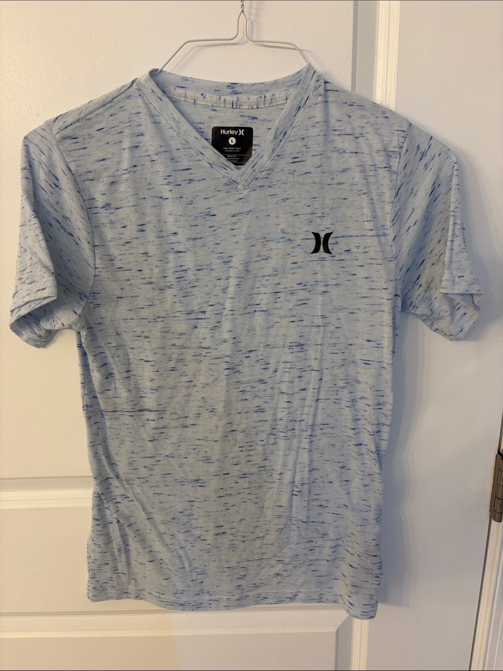 Hurley Men’s Light Blue Space-Dye V-Neck Tee with Navy Logo